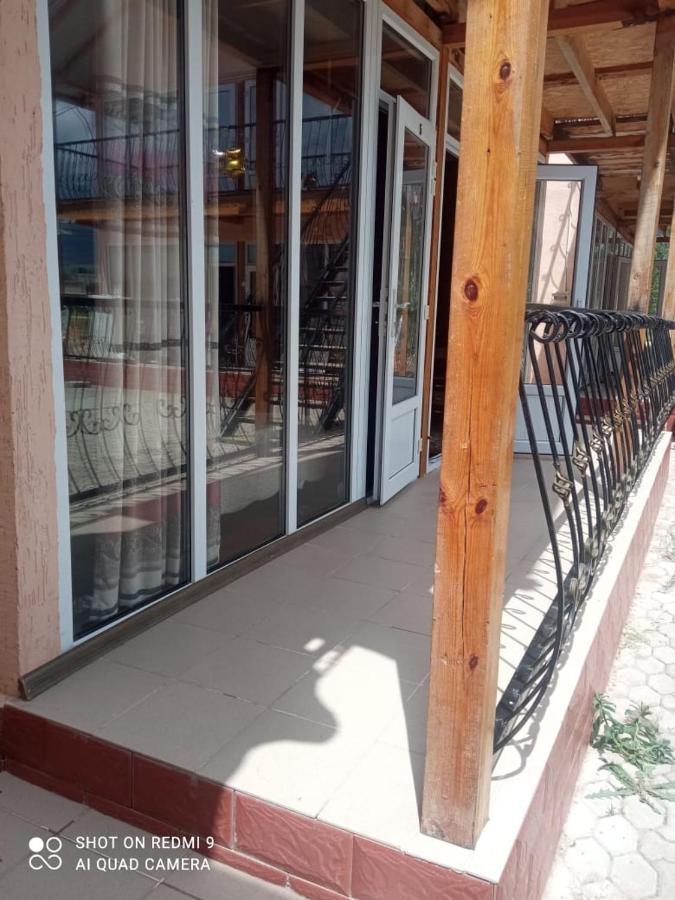 Гостевой Дом Байтик Hotell Bosteri Exteriör bild