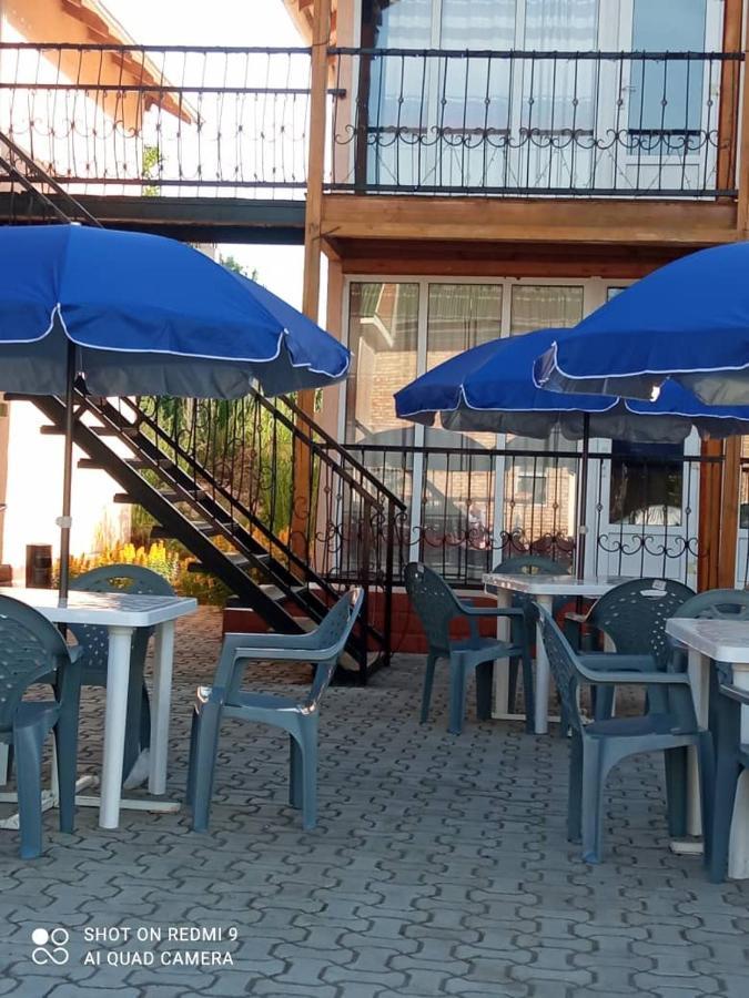 Гостевой Дом Байтик Hotell Bosteri Exteriör bild